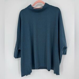D&Co. Women's Teal Oversized Sweater With Quarter Length Sleeves Size Large